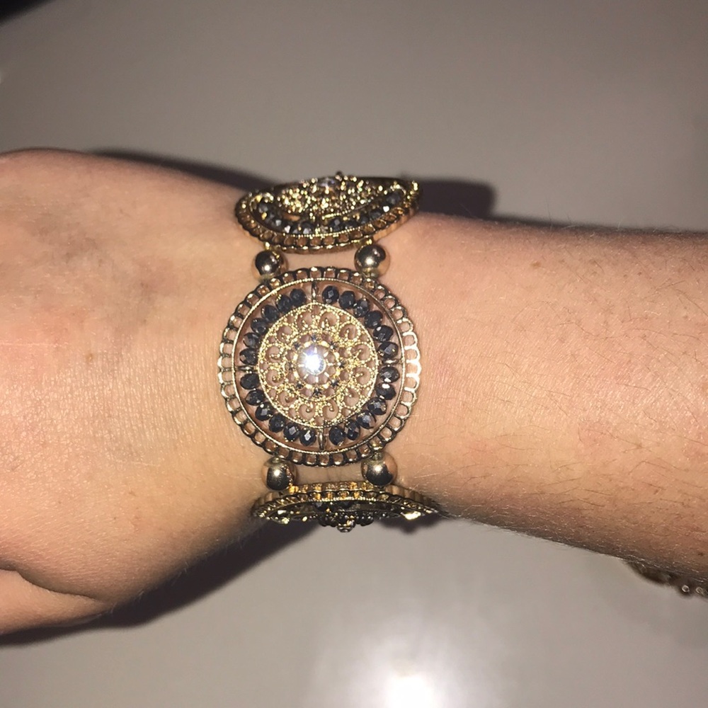 Gold bracelets - Picture 2 of 3